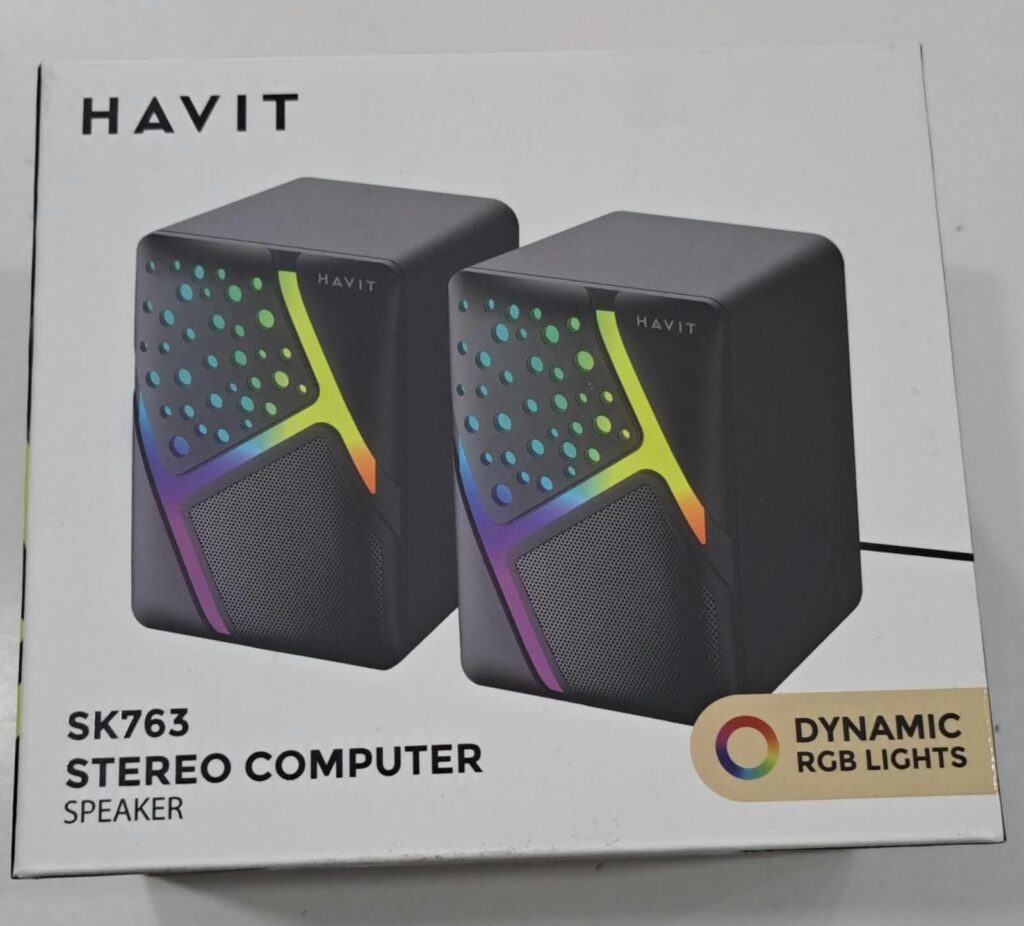 PARLANTE HAVIT PARA PC CON LUZ 14cm*8.5cm*12.8 cm