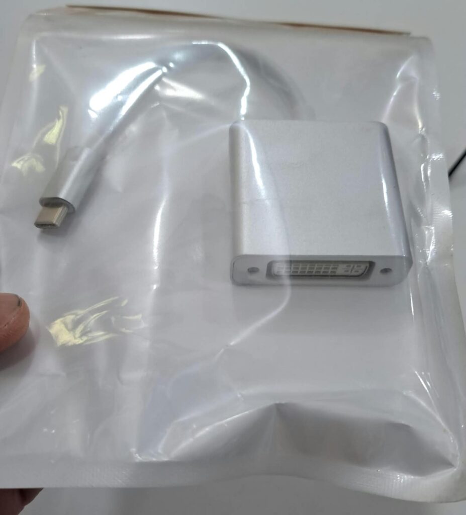 CABLE CONVERSOR TIPO C A DVI SMC 7840